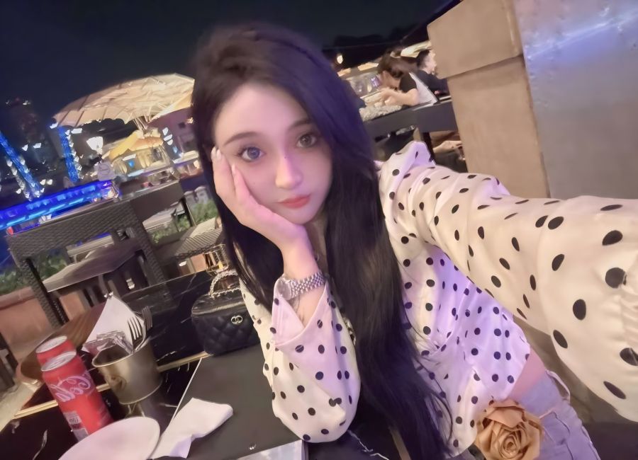穿越到X开放的世界里的小说,午夜电影网